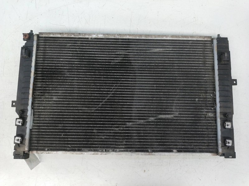 Recambio de radiador agua para volkswagen passat berlina (3b2) 1.8 referencia OEM IAM    Recambio de radiador agua para volkswagen passat berlina (3b2) 1.8 referencia OEM IAM