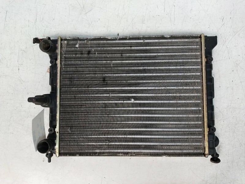 Recambio de radiador agua para volkswagen polo (867/871/873) 1.3 referencia OEM IAM   