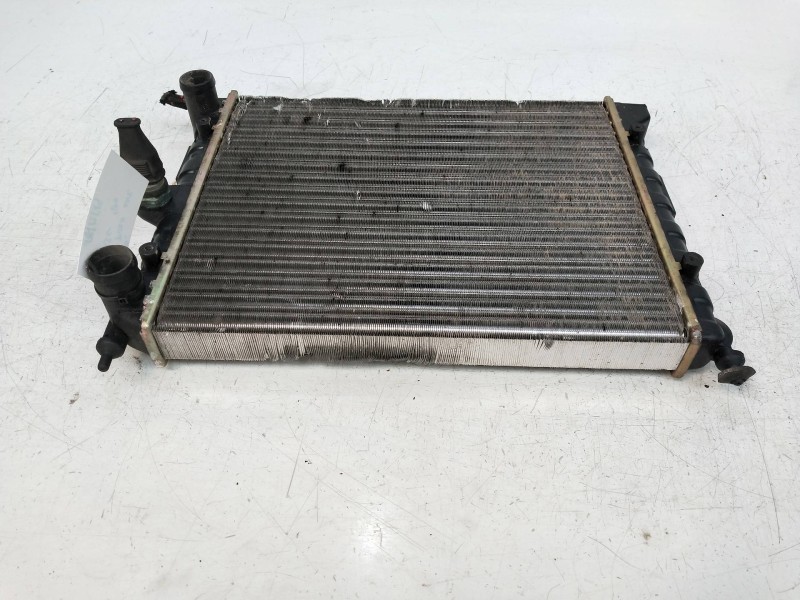 Recambio de radiador agua para volkswagen polo (867/871/873) 1.3 referencia OEM IAM   