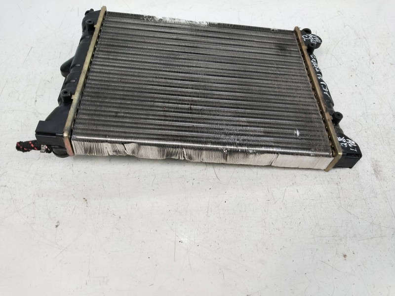 Recambio de radiador agua para volkswagen polo (867/871/873) 1.3 referencia OEM IAM   