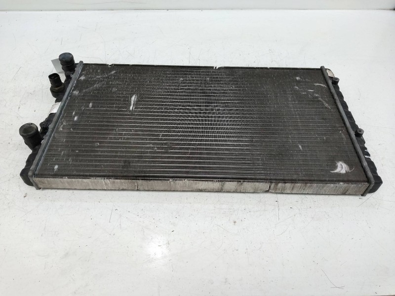 Recambio de radiador agua para volkswagen polo berlina (6n1) 1.0 referencia OEM IAM   