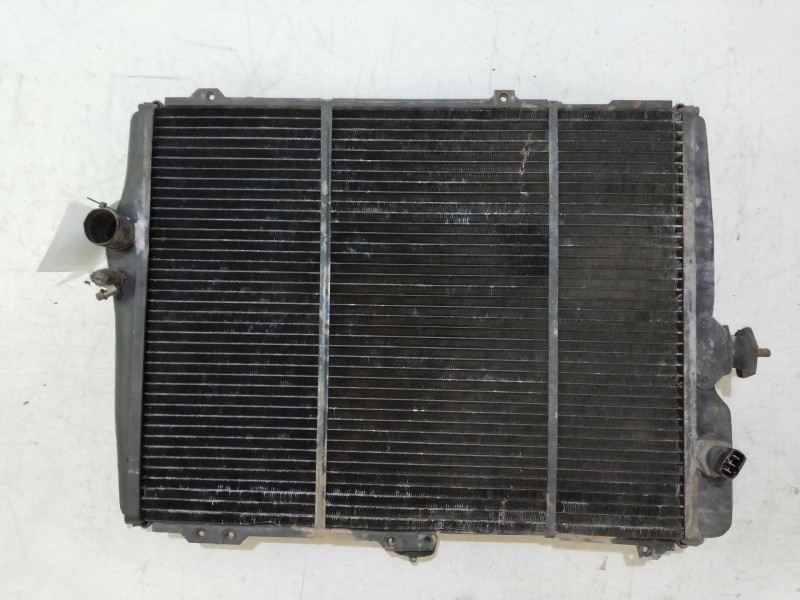 Recambio de radiador agua para volkswagen santana (327) 2.0 referencia OEM IAM   