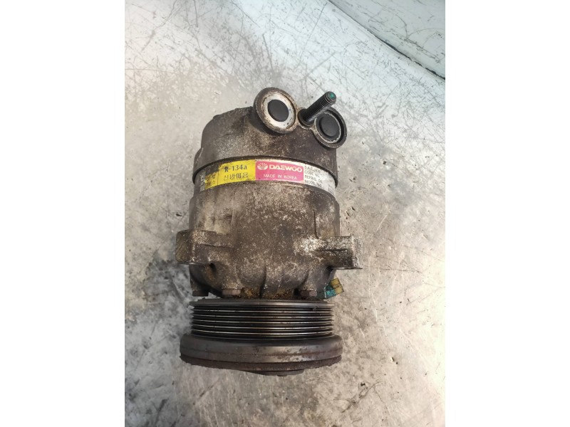 Recambio de compresor aire acondicionado para daewoo nubira berlina cd referencia OEM IAM 700730  