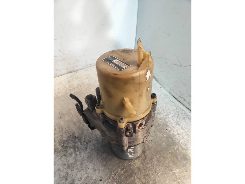 Recambio de bomba direccion para mazda 3 berlina (bk) 2.0 sportive referencia OEM IAM   05Z230916