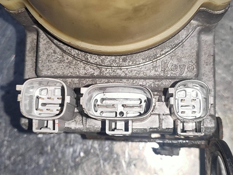 Recambio de bomba direccion para mazda 3 berlina (bk) 2.0 sportive referencia OEM IAM   05Z230916