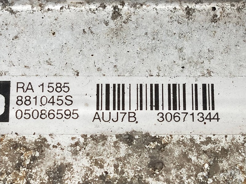 Recambio de radiador agua para volvo v70 familiar 2.4 diesel referencia OEM IAM 881045S 05086595 