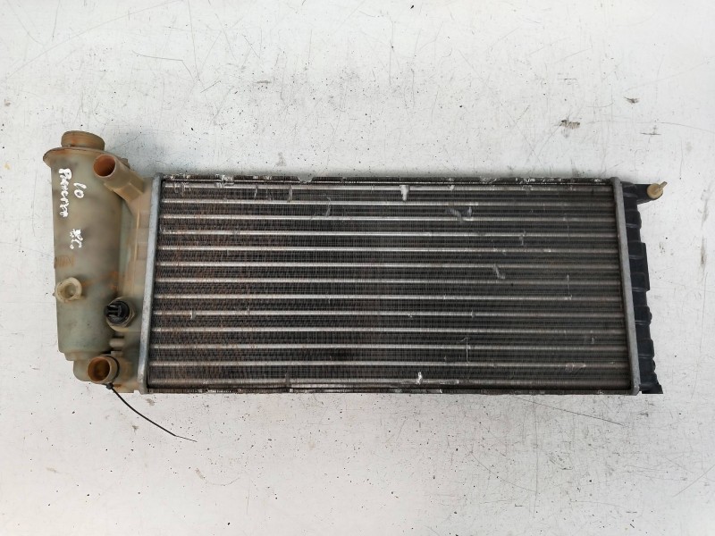 Recambio de radiador agua para fiat panda referencia OEM IAM 597654W0  