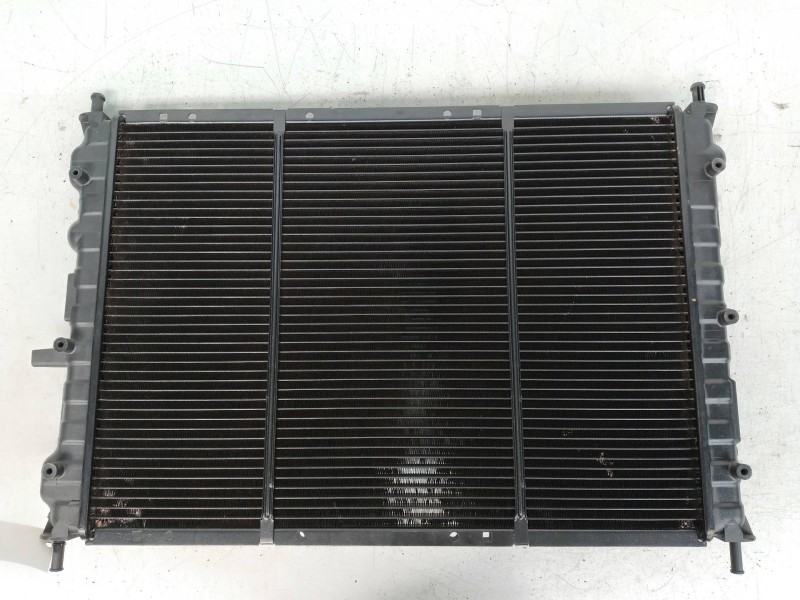 Recambio de radiador agua para fiat bravo (198) 1.9 8v jtd cat referencia OEM IAM 864068L0   Recambio de radiador agua para fiat bravo (198) 1.9 8v jtd cat referencia OEM IAM 864068L0