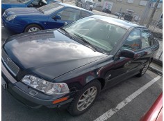 volvo s40 berlina del año 2001