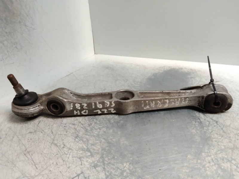 Recambio de brazo suspension inferior delantero derecho para maserati 222 se 2.8 biturbo referencia OEM IAM   