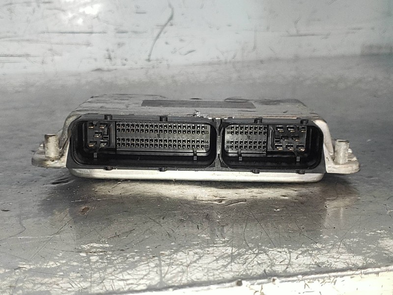 Recambio de centralita motor uce para seat ibiza (6l1) cool referencia OEM IAM 0281012318 045906019BR EDC15P