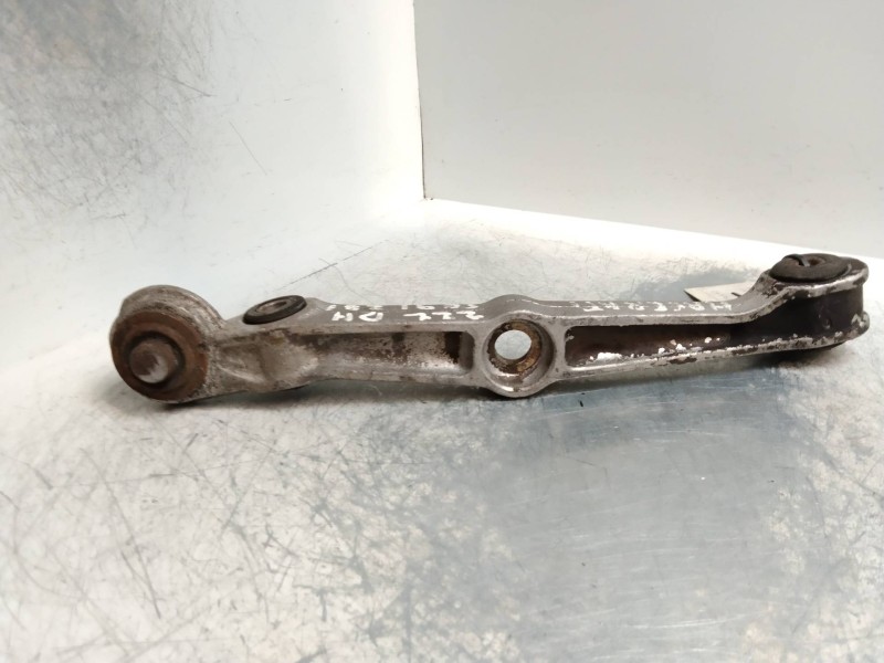 Recambio de brazo suspension inferior delantero derecho para maserati 222 se 2.8 biturbo referencia OEM IAM   