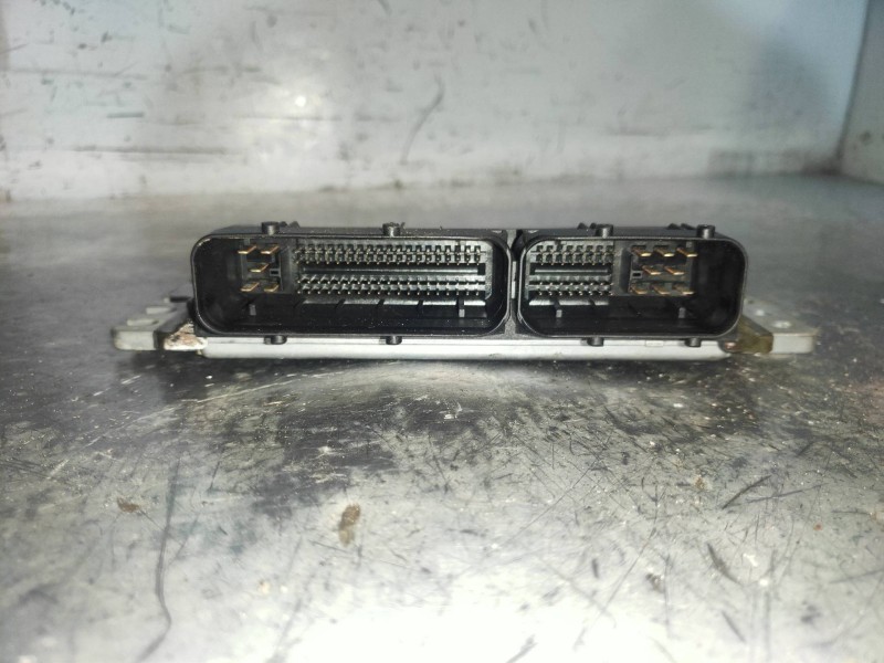 Recambio de centralita motor uce para nissan primera berlina (p12) acenta referencia OEM IAM MEC30110 D22329 5Y