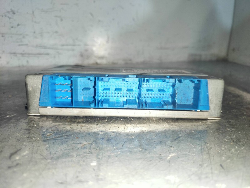 Recambio de centralita cambio automatico para bmw serie 3 berlina (e46) 320d referencia OEM IAM 5WK33503AA 7514365 96024915