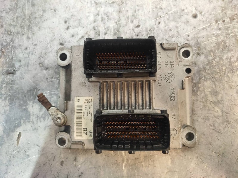 Recambio de centralita motor uce para opel corsa c club referencia OEM IAM 0261206074 BZ 