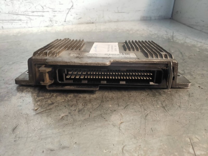 Recambio de centralita motor uce para renault megane i classic (la0) 1.6e rn referencia OEM IAM S115300203A HOM7700860319 770010