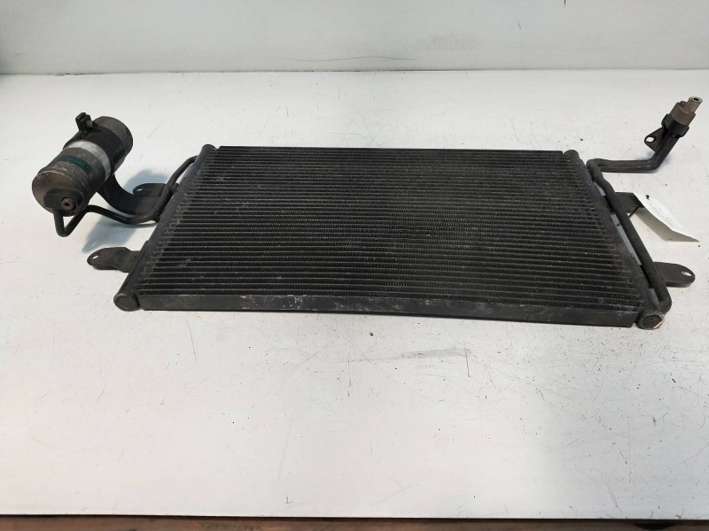 Recambio de condensador / radiador aire acondicionado para audi a3 (8l) 1.6 referencia OEM IAM 1J0820411D  