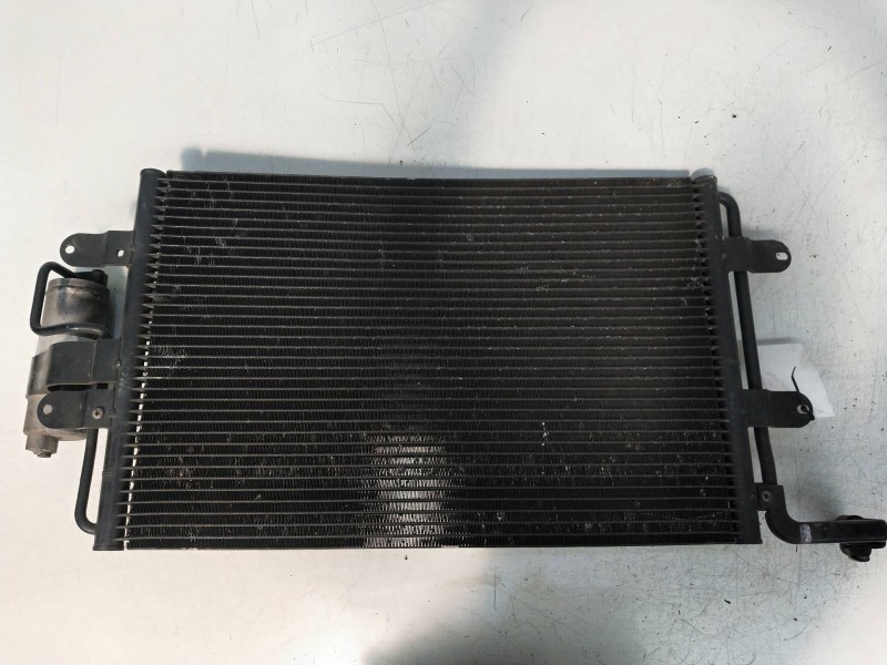 Recambio de condensador / radiador aire acondicionado para audi a3 (8l) 1.6 referencia OEM IAM 1J0820411D  