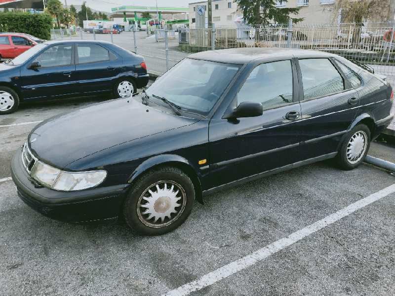 saab 900 berlina del año 1997