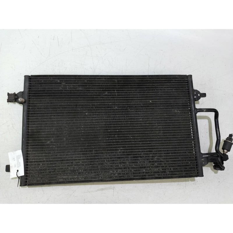 Recambio de condensador / radiador aire acondicionado para audi s8 (d2) 4.2 referencia OEM IAM 4D260401A 4825941 4945635