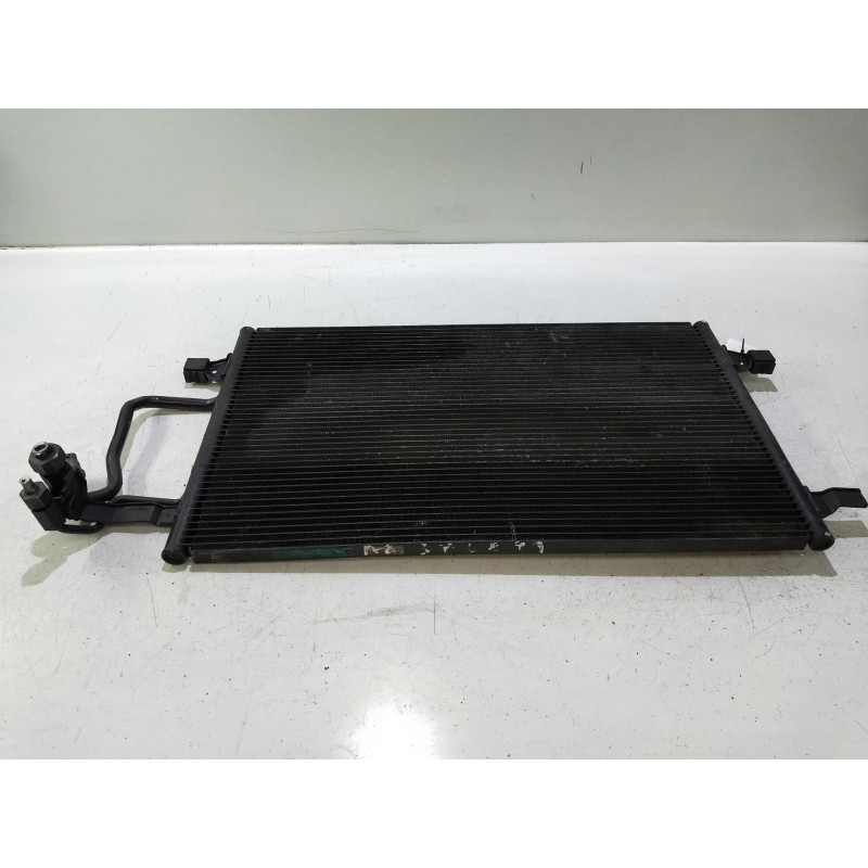 Recambio de condensador / radiador aire acondicionado para audi a8 (d2) 3.7 quattro referencia OEM IAM 4D0260401A  