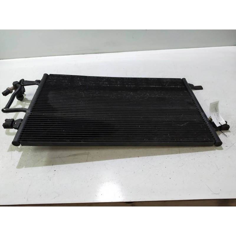 Recambio de condensador / radiador aire acondicionado para audi a8 (d2) 3.7 quattro referencia OEM IAM 4D0260401A  