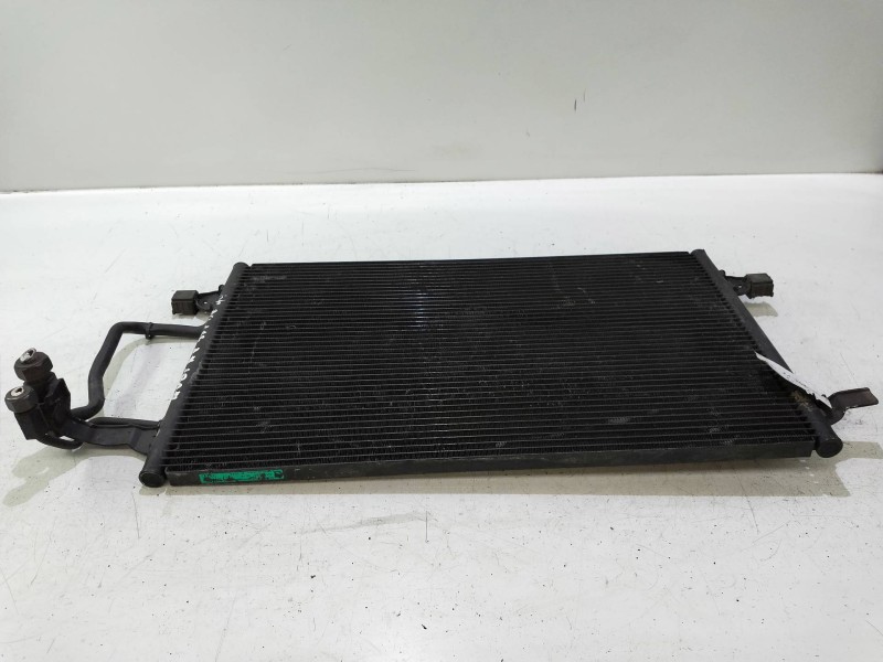 Recambio de condensador / radiador aire acondicionado para audi a8 (d2) 3.7 v8 32v referencia OEM IAM 4D0260401A  