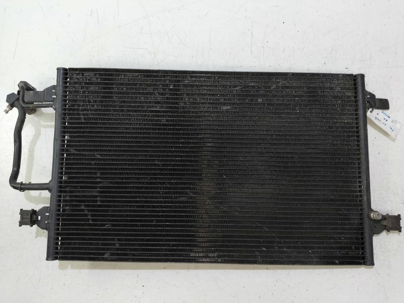 Recambio de condensador / radiador aire acondicionado para audi a8 (d2) 3.7 v8 32v referencia OEM IAM 4D0260401A  