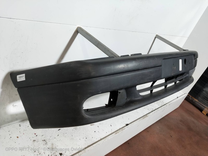 Recambio de paragolpes delantero para renault laguna (b56) 1.8 anade referencia OEM IAM  94 