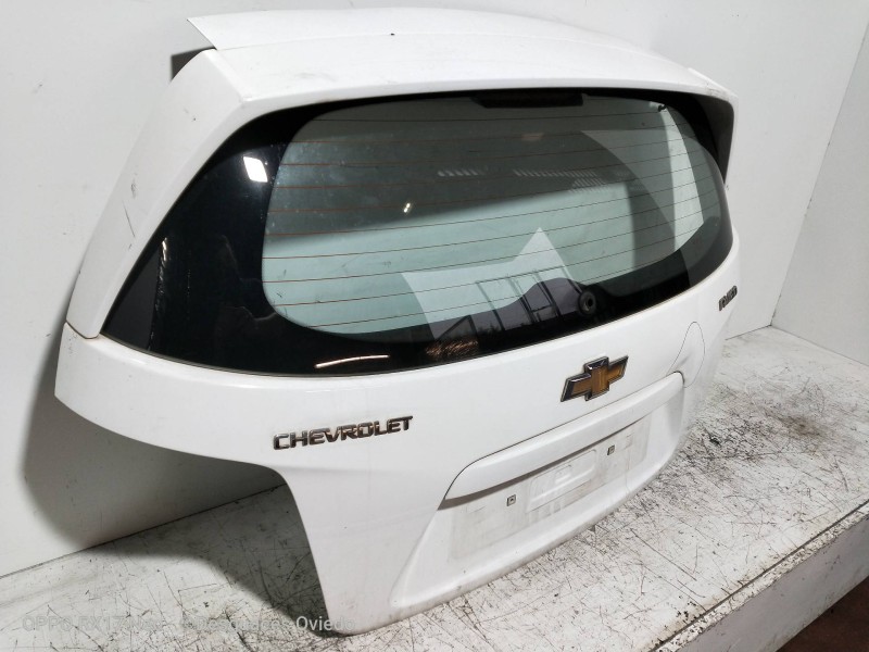 Recambio de porton trasero para chevrolet aveo berlina hatchback lt referencia OEM IAM   
