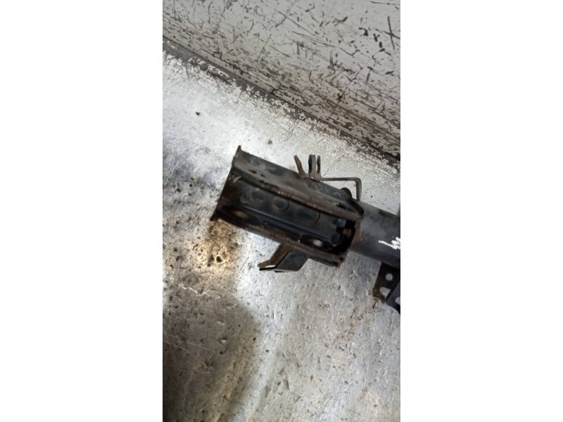 Recambio de amortiguador delantero derecho para renault scenic iii dynamique referencia OEM IAM 543020017R  