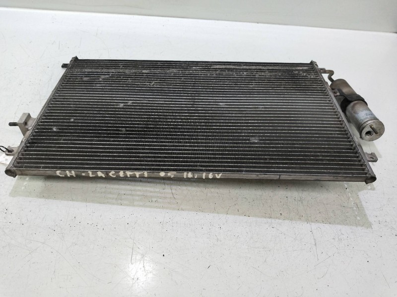 Recambio de condensador / radiador aire acondicionado para chevrolet lacetti 1.6 cat referencia OEM IAM   