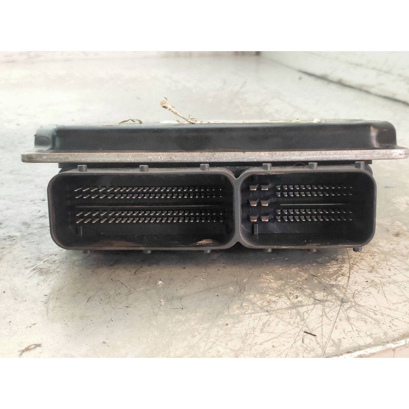 Recambio de centralita motor uce para mercedes sprinterii caja cerrada (desde 01.06) 216 (906.613) referencia OEM IAM 5WK90599 A