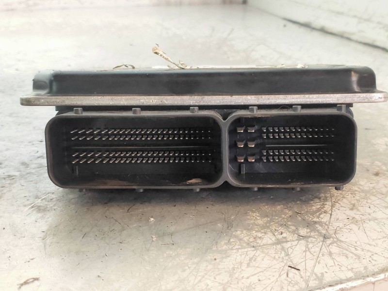 Recambio de centralita motor uce para mercedes sprinterii caja cerrada (desde 01.06) 216 (906.613) referencia OEM IAM 5WK90599 A