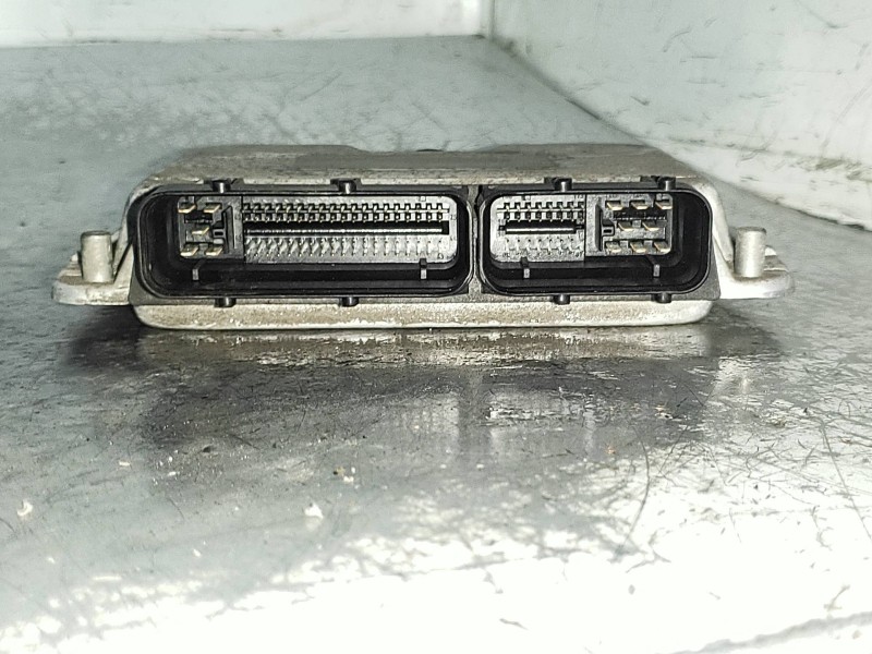 Recambio de centralita motor uce para volkswagen golf iv berlina (1j1) básico referencia OEM IAM 0281010111 038906012K 