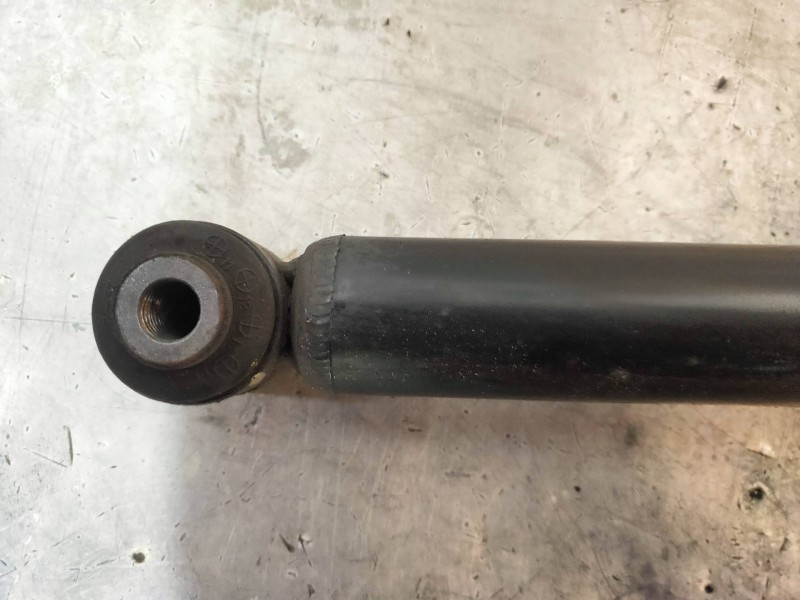 Recambio de amortiguador trasero derecho para chevrolet aveo berlina hatchback lt referencia OEM IAM 95479781  