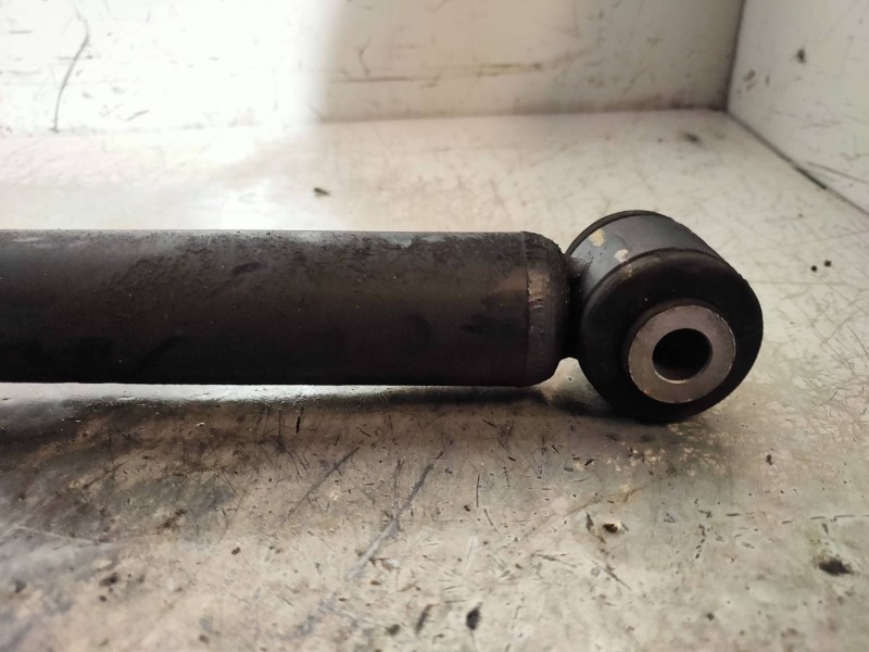 Recambio de amortiguador trasero izquierdo para chevrolet aveo berlina hatchback lt referencia OEM IAM 95479781  
