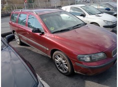 volvo v70 familiar del año 2004