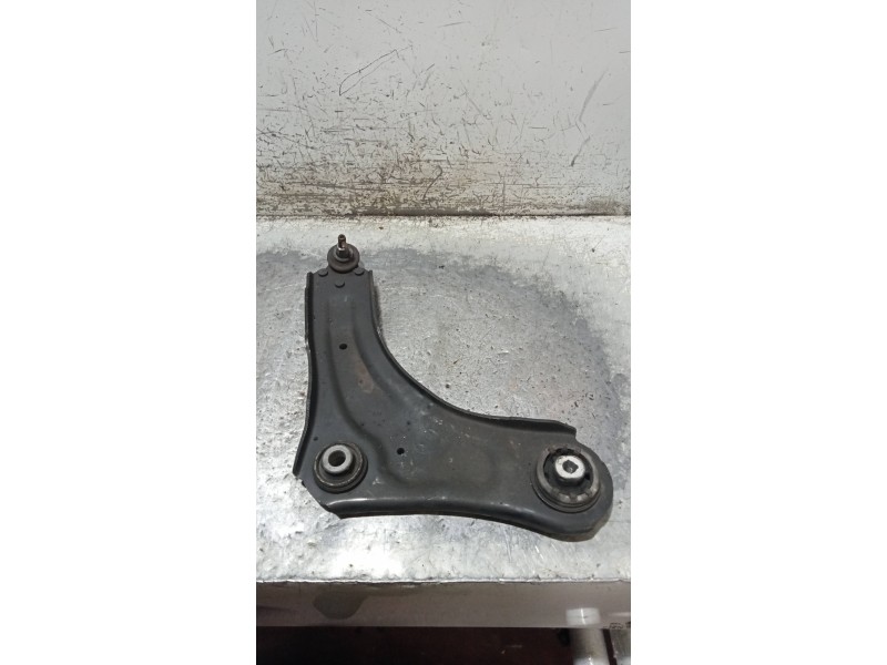 Recambio de brazo suspension inferior delantero derecho para renault scenic iii dynamique referencia OEM IAM 545000399R  