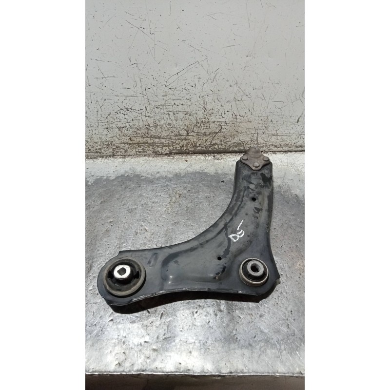 Recambio de brazo suspension inferior delantero derecho para renault scenic iii dynamique referencia OEM IAM 545000399R  
