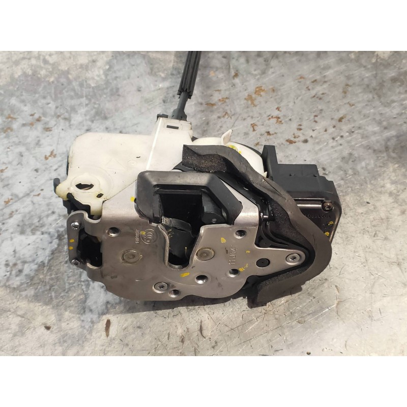 Recambio de motor cierre centralizado delantero derecho para chevrolet aveo berlina hatchback lt referencia OEM IAM 13577984  5P