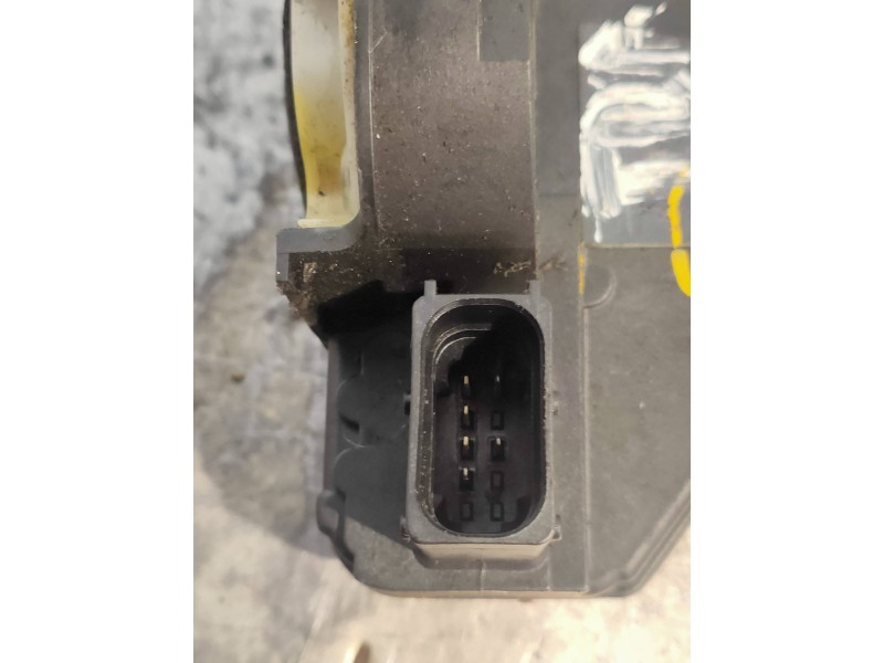 Recambio de motor cierre centralizado trasero derecho para chevrolet aveo berlina hatchback lt referencia OEM IAM 13578013  