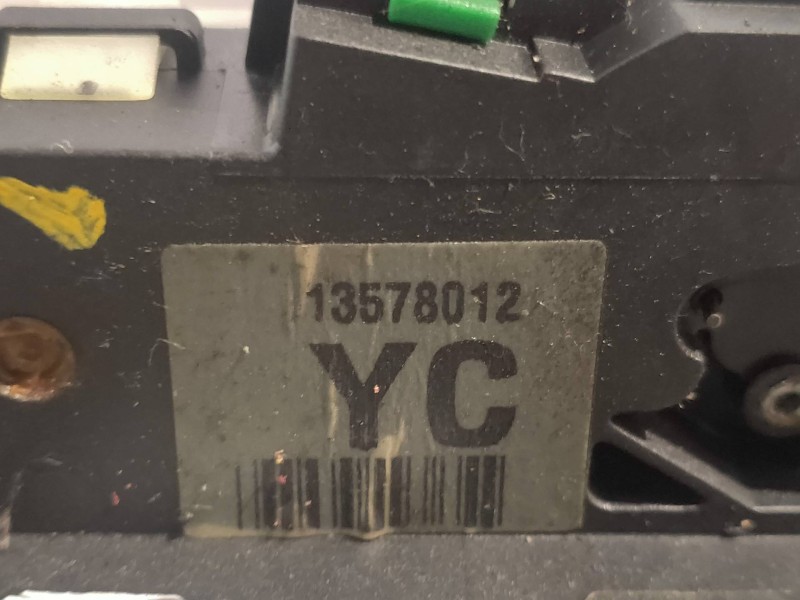 Recambio de motor cierre centralizado trasero izquierdo para chevrolet aveo berlina hatchback lt referencia OEM IAM 13578012  