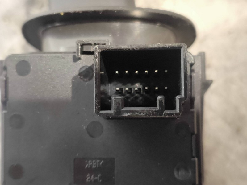 Recambio de mando luces para chevrolet aveo berlina hatchback lt referencia OEM IAM 20962250  