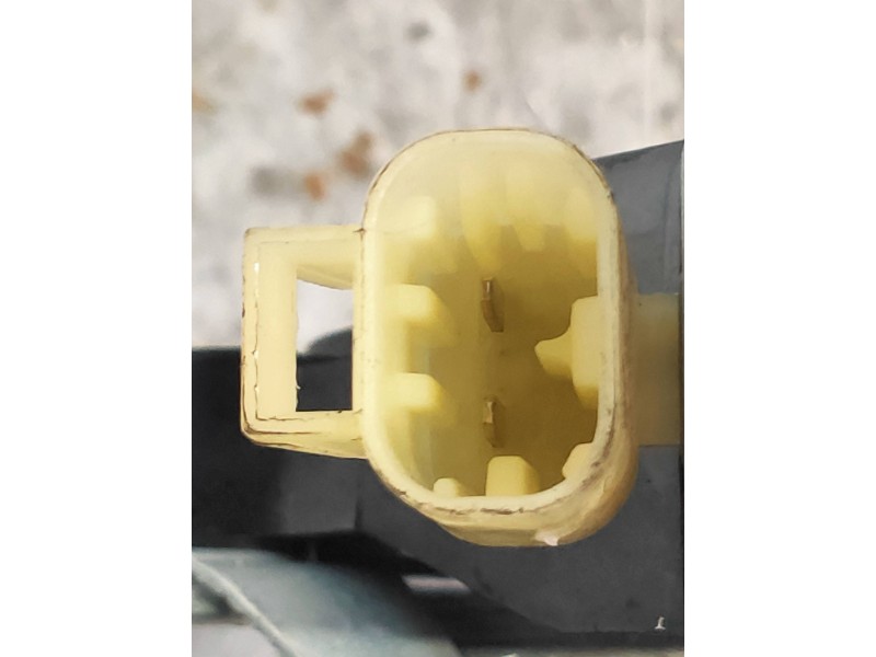 Recambio de elevalunas delantero derecho para chevrolet aveo berlina hatchback lt referencia OEM IAM 98810J3010 0130822464 5P
