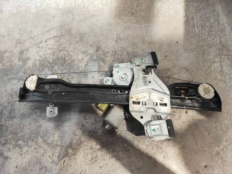 Recambio de elevalunas delantero izquierdo para chevrolet aveo berlina hatchback lt referencia OEM IAM 98820J3010 0130822465 5P
