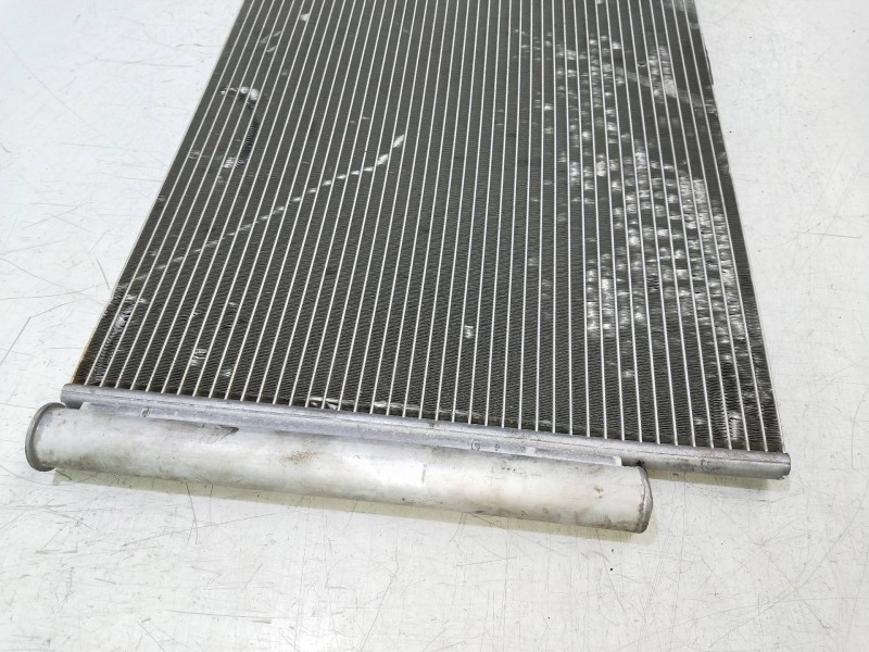 Recambio de condensador / radiador aire acondicionado para dacia sandero stepway comfort referencia OEM IAM 921006843R  