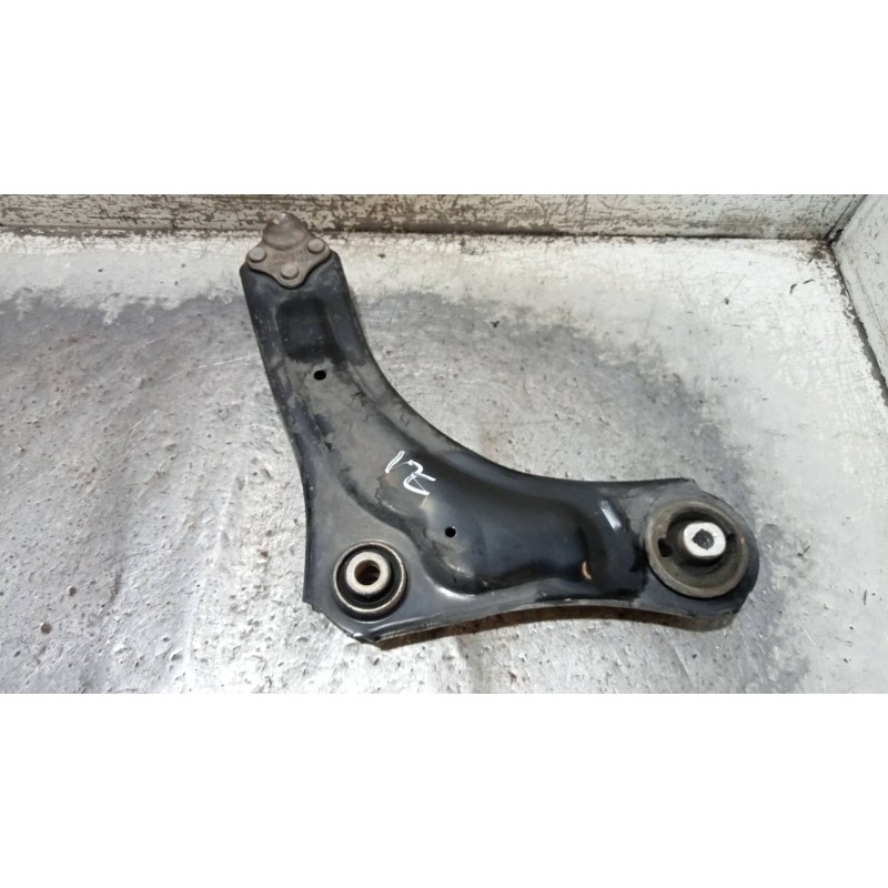 Recambio de brazo suspension inferior delantero izquierdo para renault scenic iii dynamique referencia OEM IAM 545016838R  