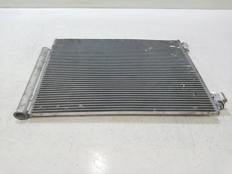 Recambio de condensador / radiador aire acondicionado para dacia sandero stepway comfort referencia OEM IAM 921006843R  