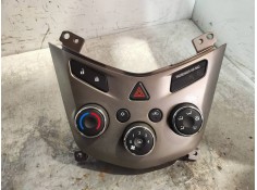 Recambio de mando calefaccion / aire acondicionado para chevrolet aveo berlina hatchback lt referencia OEM IAM 95164452  